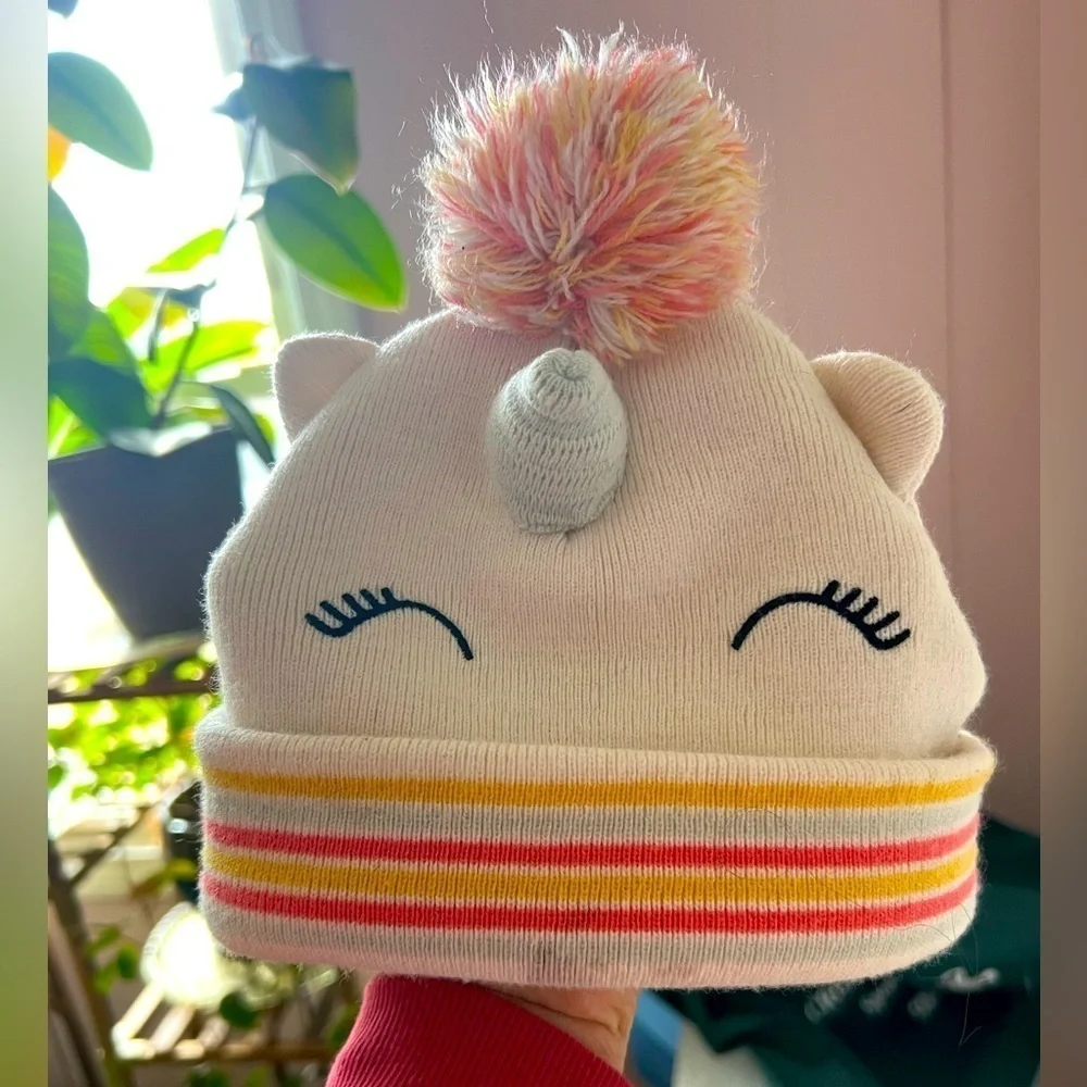 Old Navy Child's Sz L Unicorn 3D Winter Hat *Flaw*